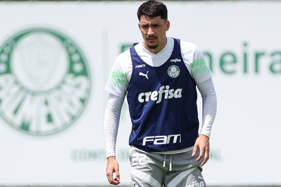 Piquerez inicia transição no Palmeiras com foco na Copa