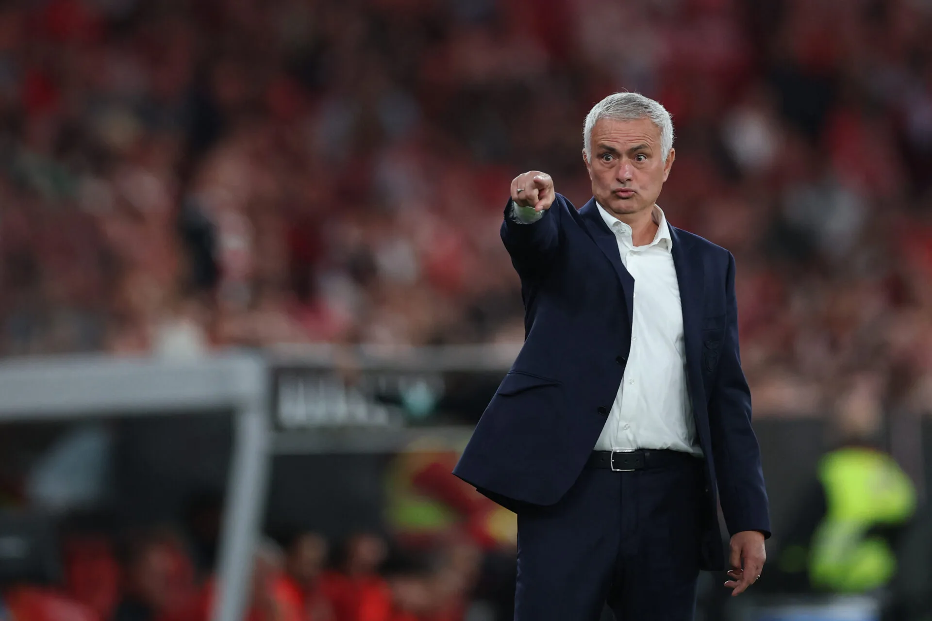 Mourinho promete não olhar mais para Prestianni se jogador for culpado