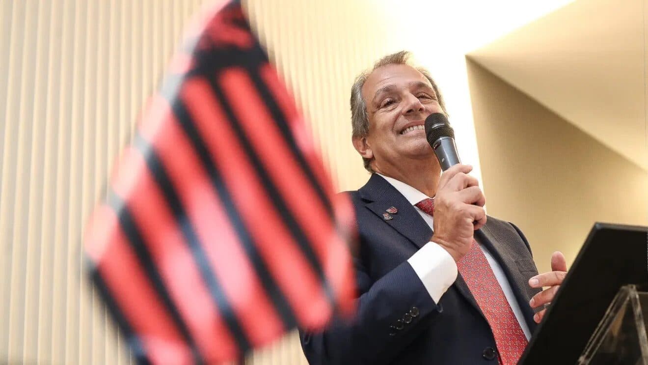 Libra e Flamengo se reaproximam depois de ‘racha’