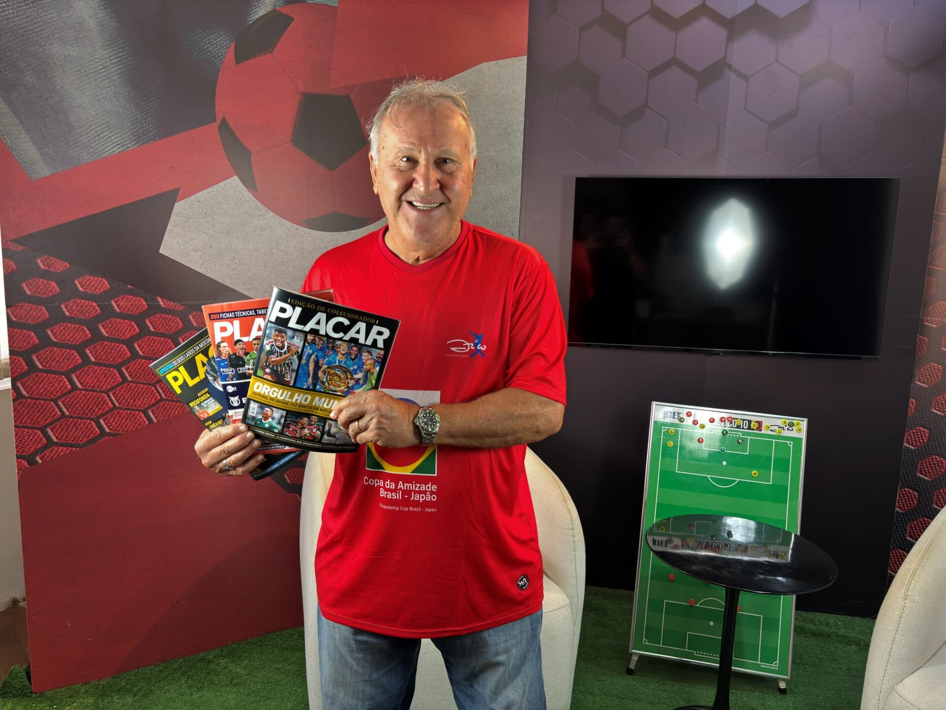 ‘O que é ser Flamengo’; leia a coluna de Zico na revista PLACAR