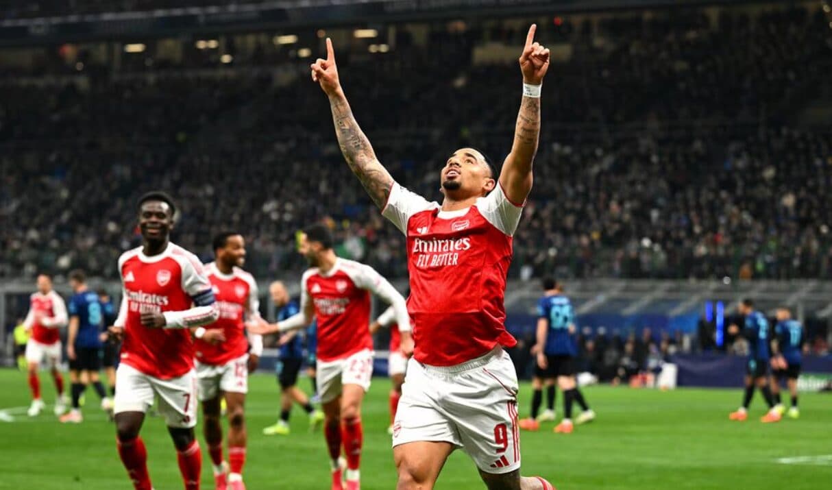 Gabriel Jesus se aproxima de recorde de títulos na Premier League