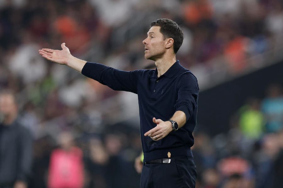 Chelsea chega a acordo com o técnico Xabi Alonso, afirma jornal