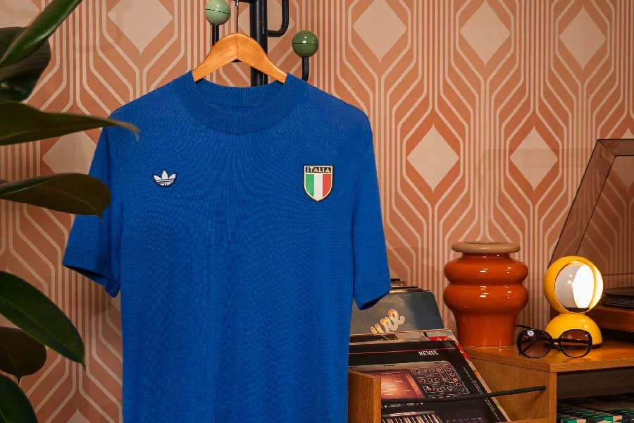 Itália lança camisa retrô resgatando a Copa de 1970