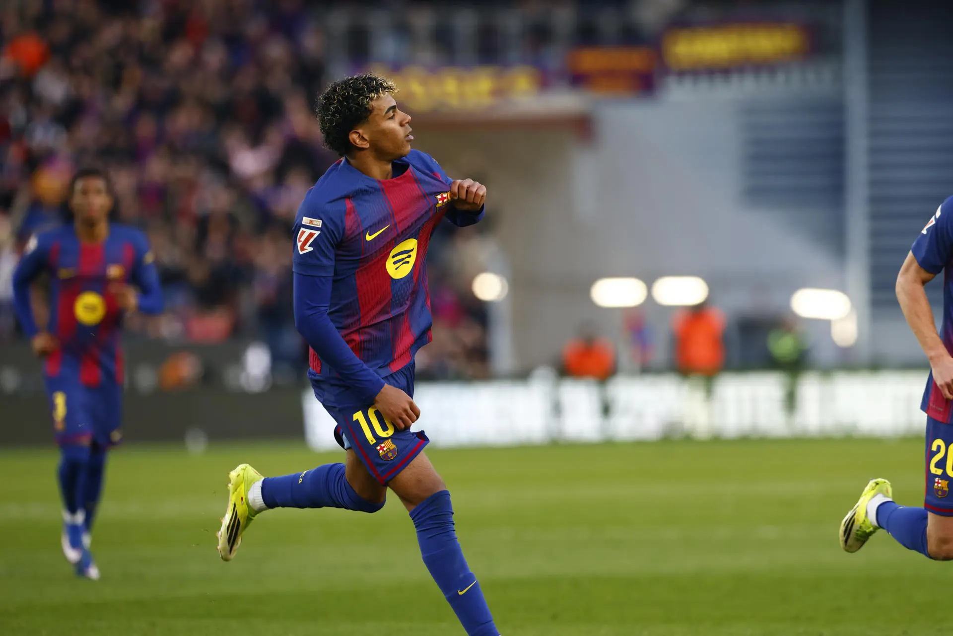 Barcelona passeia contra o Mallorca e mantém 100% em casa