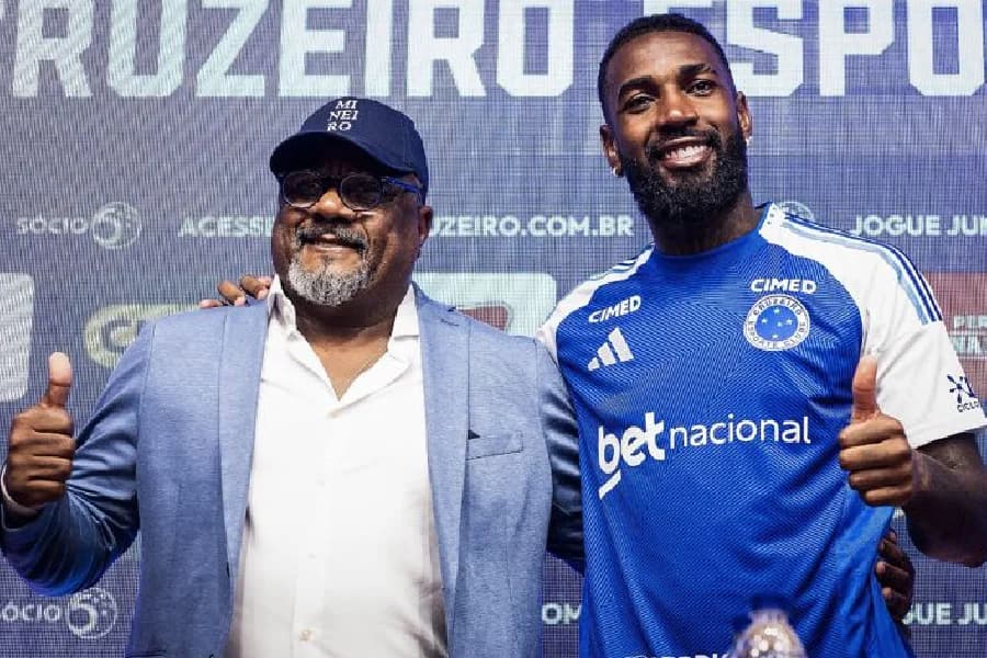 Hostilizado no Maracanã, pai de Gerson se diz vítima de racismo