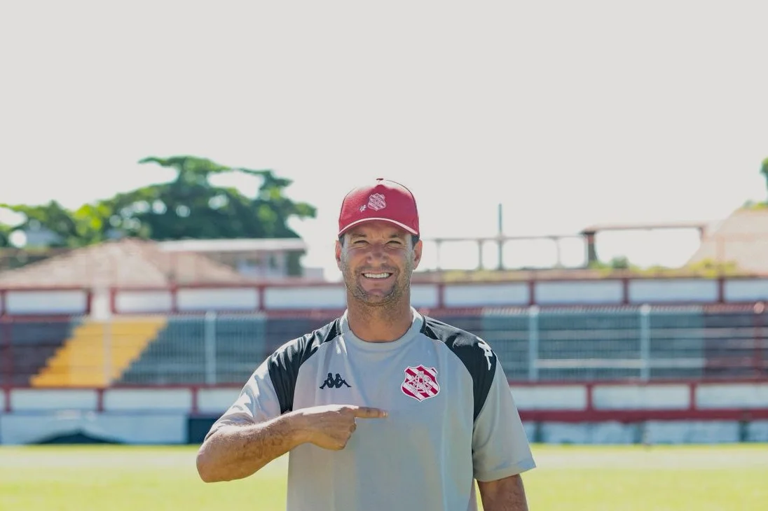 Thiago Neves assume como técnico do sub-20 do Bangu