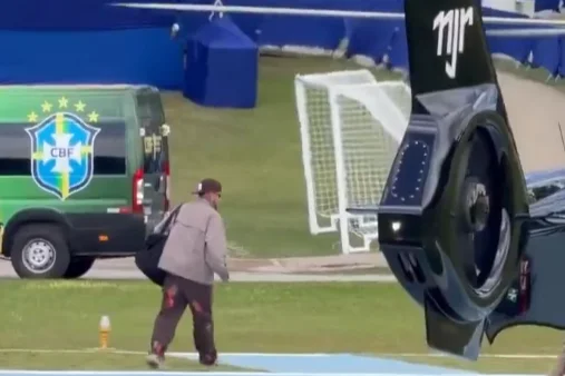 Neymar tem lesão muscular confirmada e está fora dos amistosos da seleção