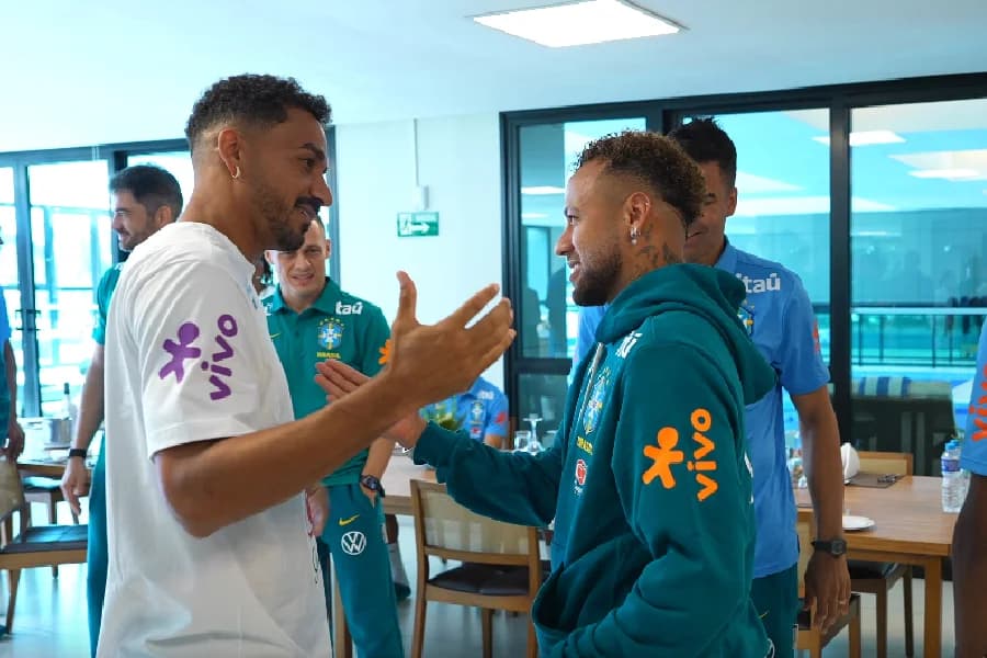 Especialista explica recuperação de Neymar na seleção brasileira