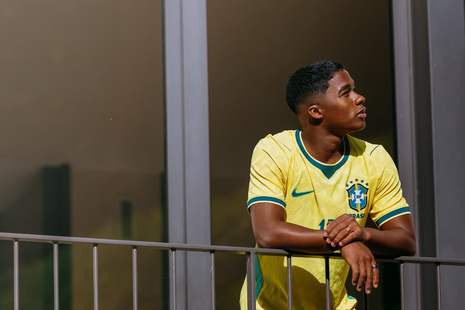 Endrick refuta ser ‘o cara da hexa’ e pede seleção solidária na Copa
