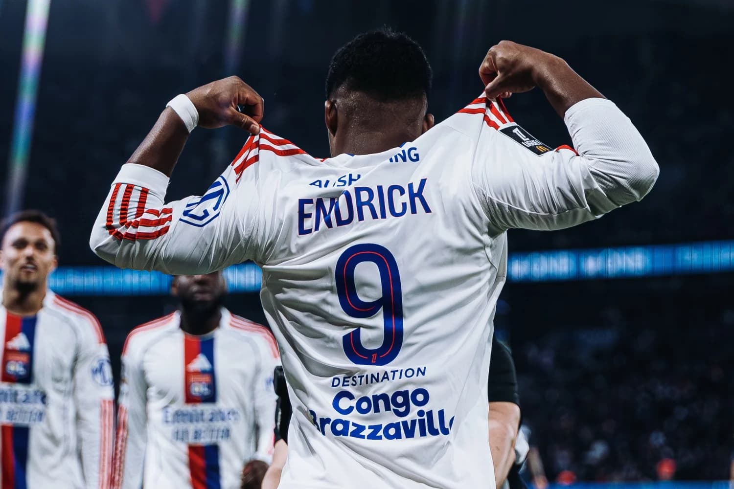 Endrick explica posição em que prefere jogar na seleção