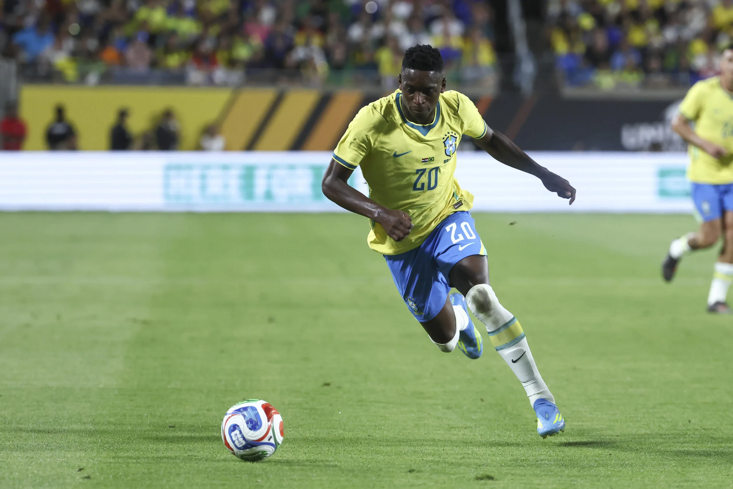 Luiz Henrique refuta status de ’12º jogador’ na seleção: ‘Quero ser titular’
