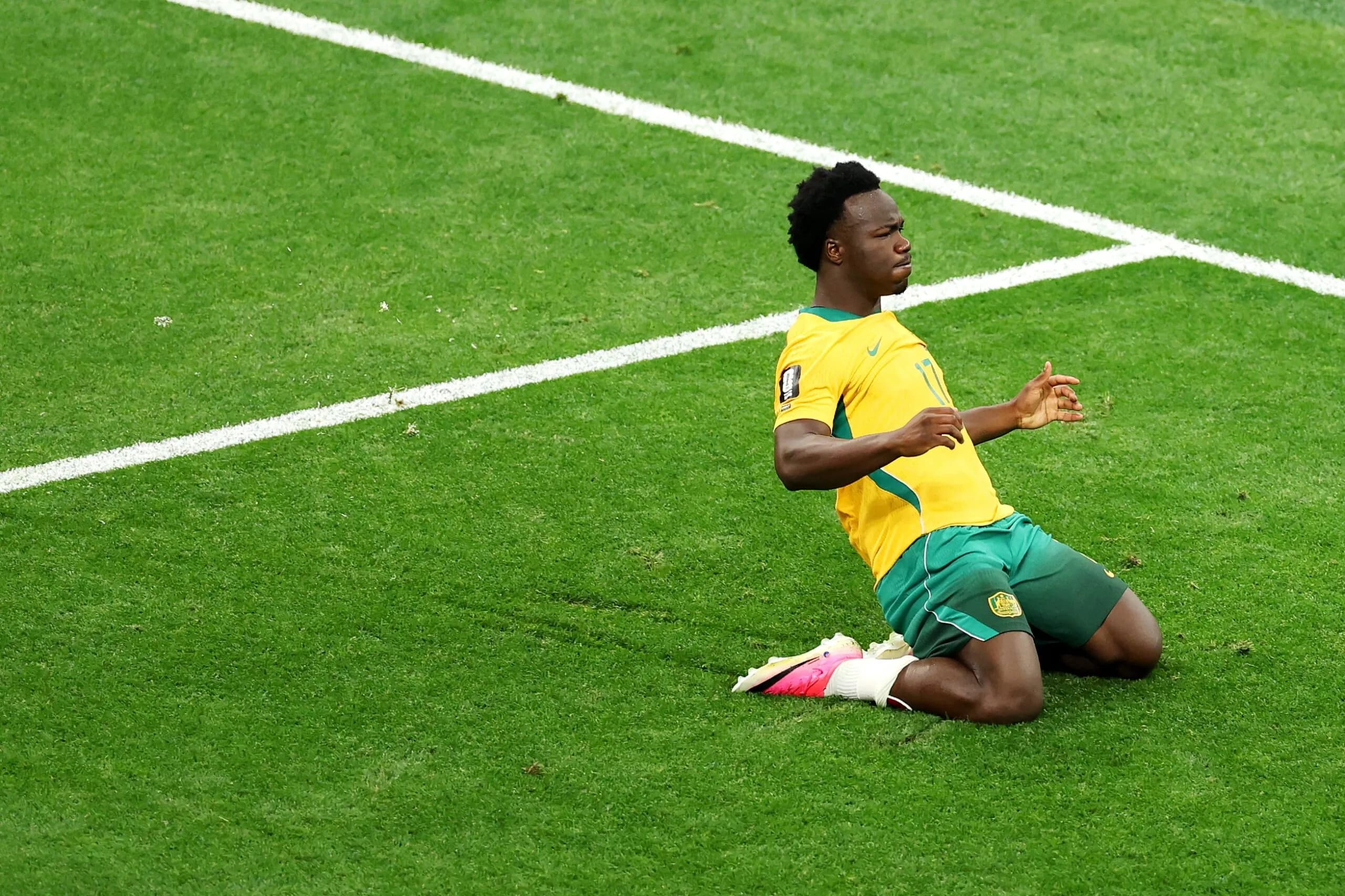 Austrália surpreende Turquia e estreia com vitória na Copa