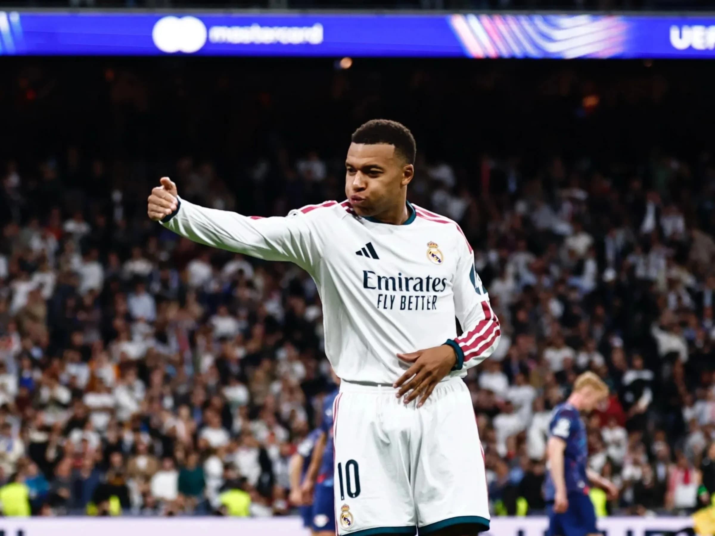 Mbappé marcou os dois gols da vitória do Real Madrid em El Classico - Foto: Reprodução/Instagram