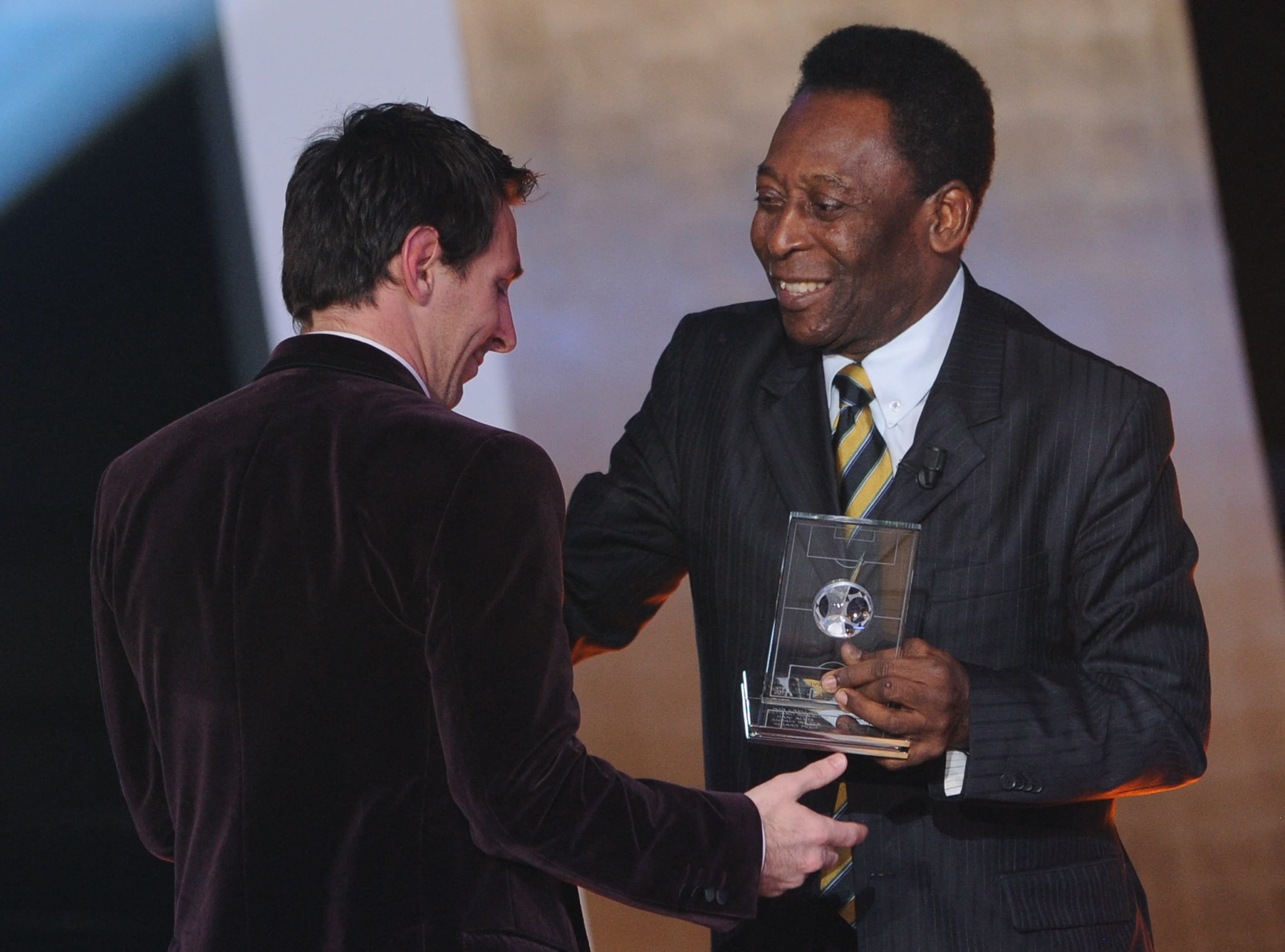 Messi detém recordes, mas Pelé leva a melhor (com sobras) na média
