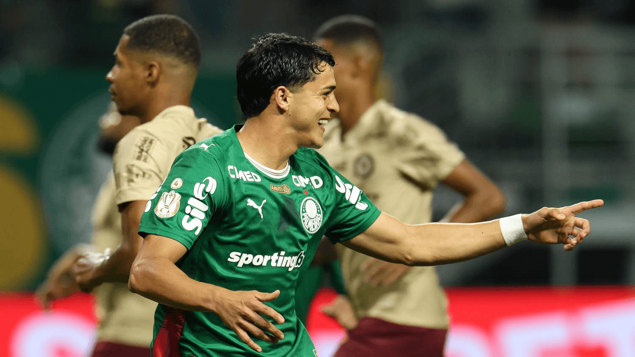 Palmeiras se reapresenta de olho na Libertadores e monitora condição física de Sosa