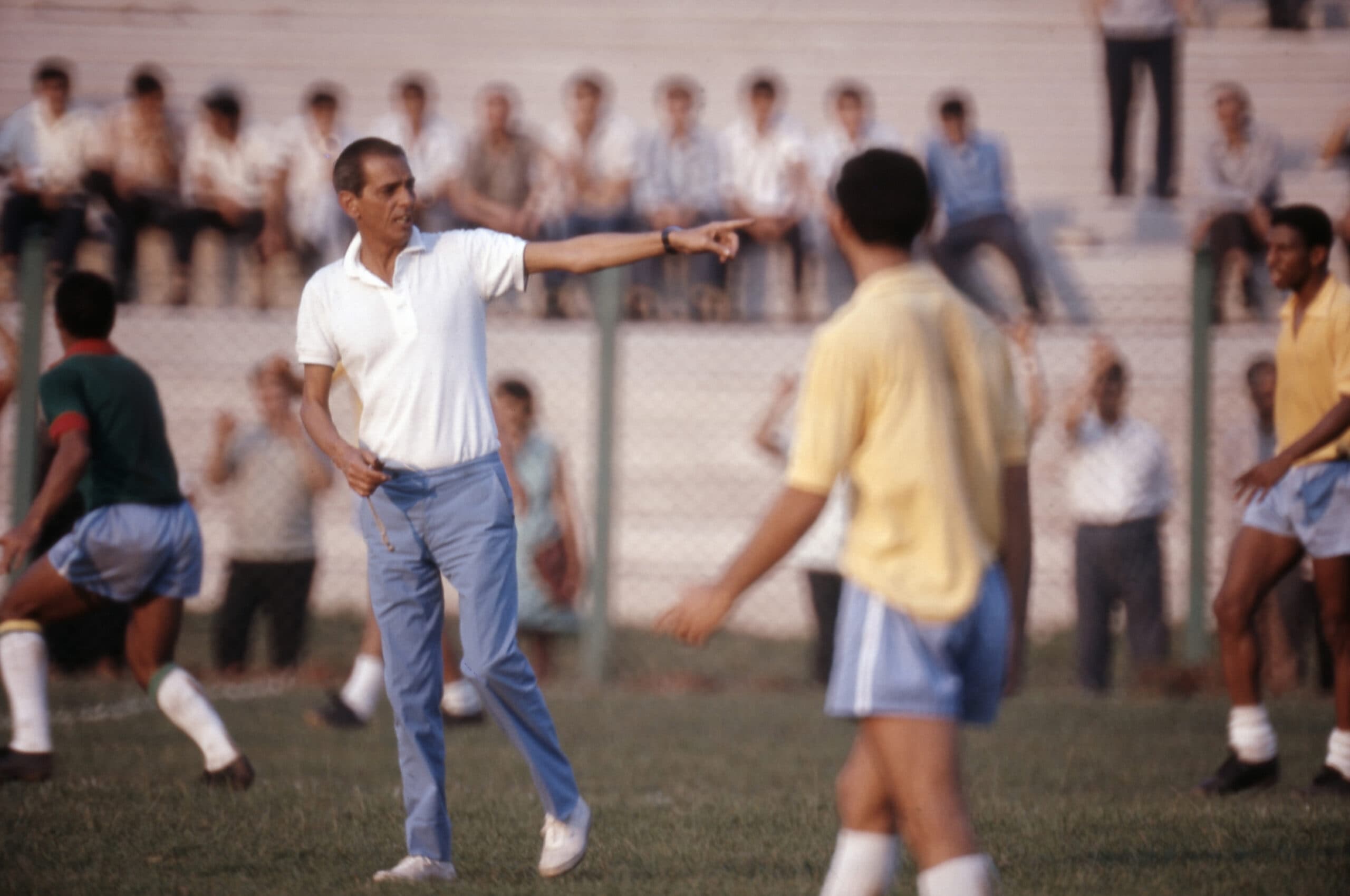 As aventuras de João Saldanha no país do futebol