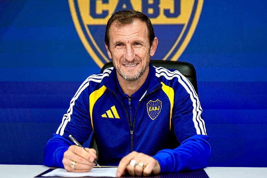 Rodolfo Arruabarrena é técnico do Boca Juniors - Reprodução/@BocaJrsOficial