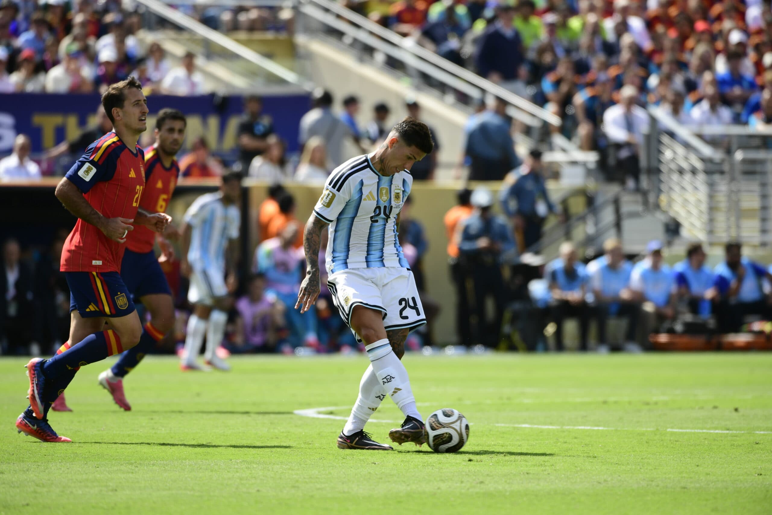 Argentina é a primeira finalista de Copa a não chutar a gol no tempo normal de jogo