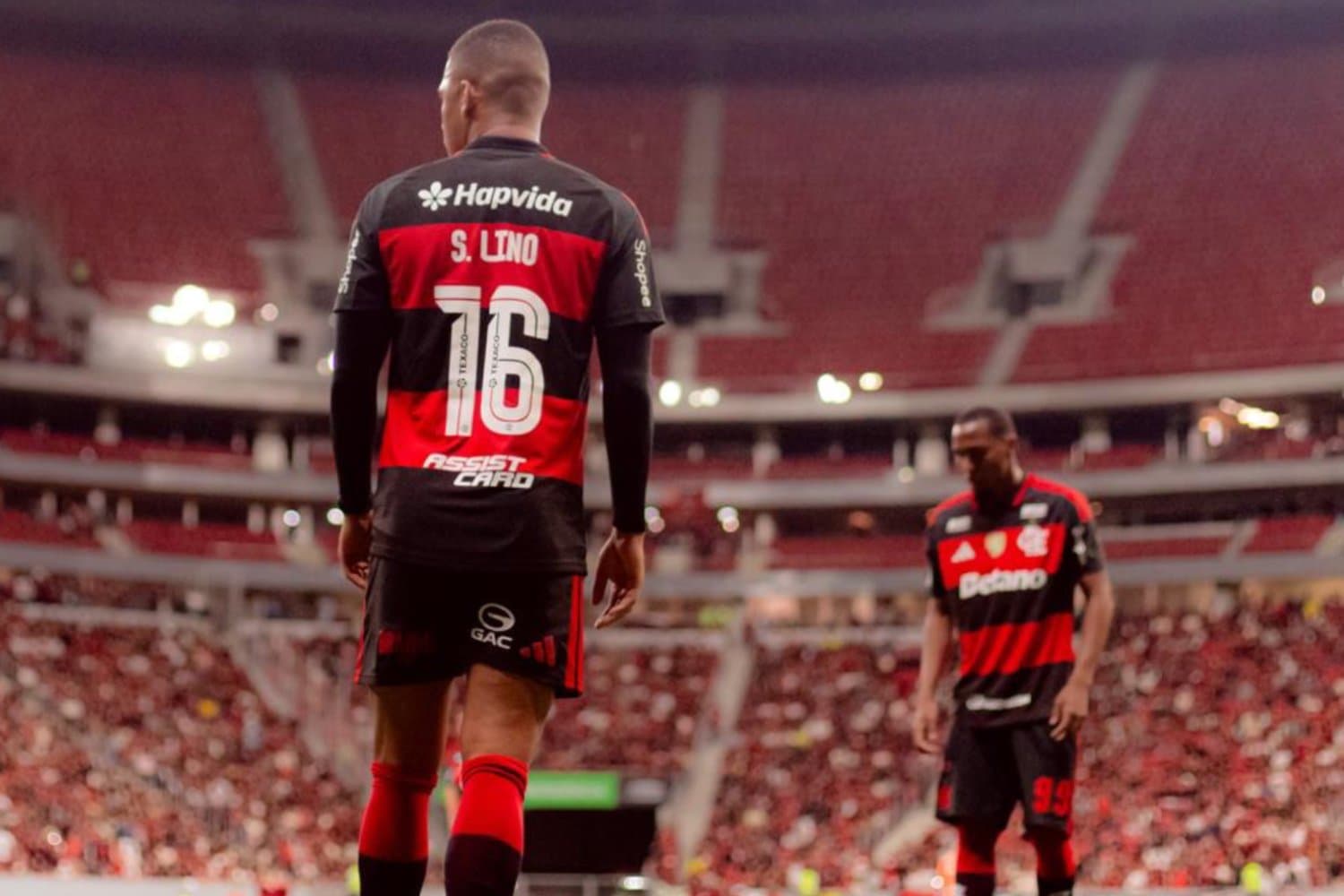 Flamengo encerra intertemporada invicto e com destaques no elenco