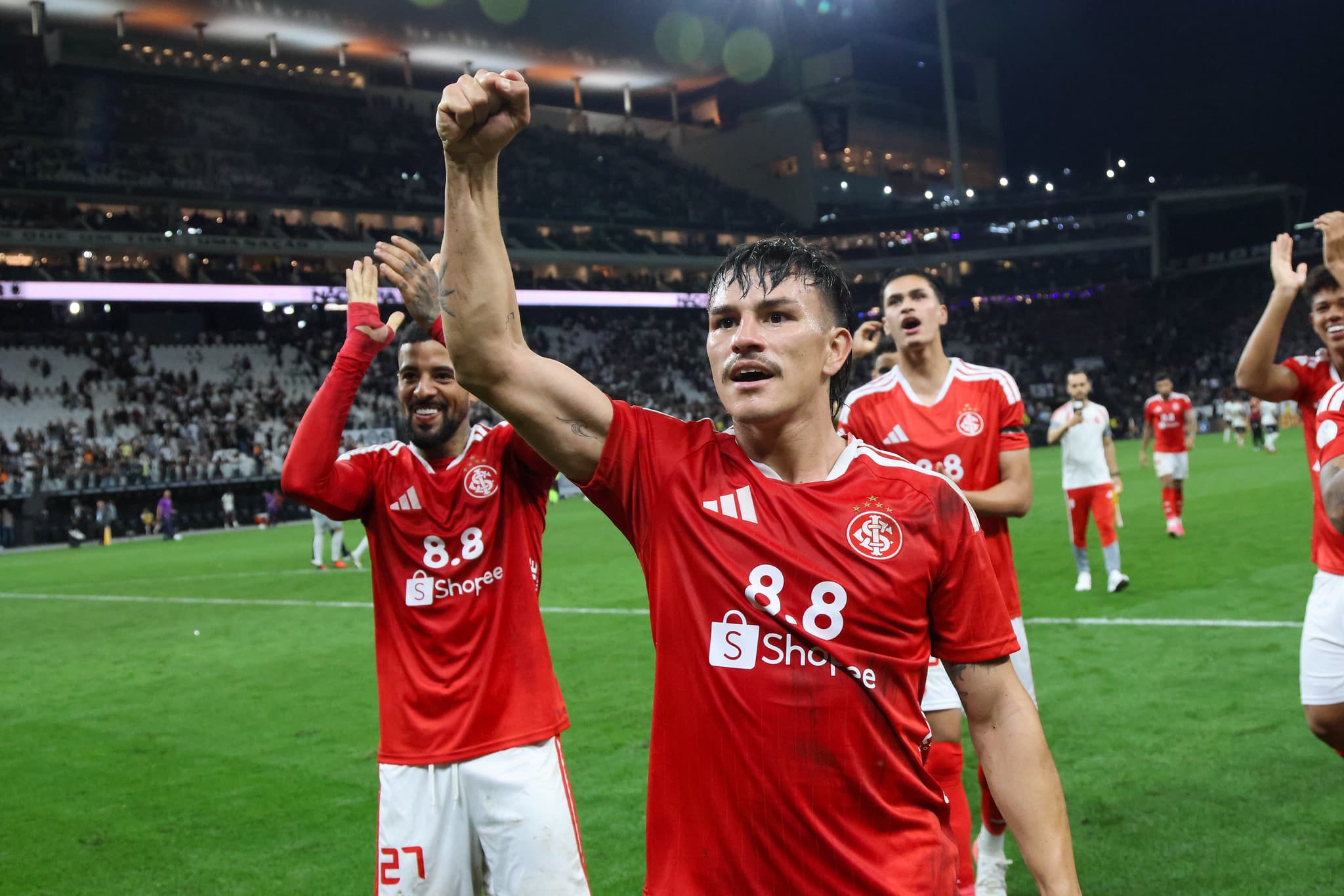 Estatísticas apontam escalação ideal do Internacional em 3-5-2