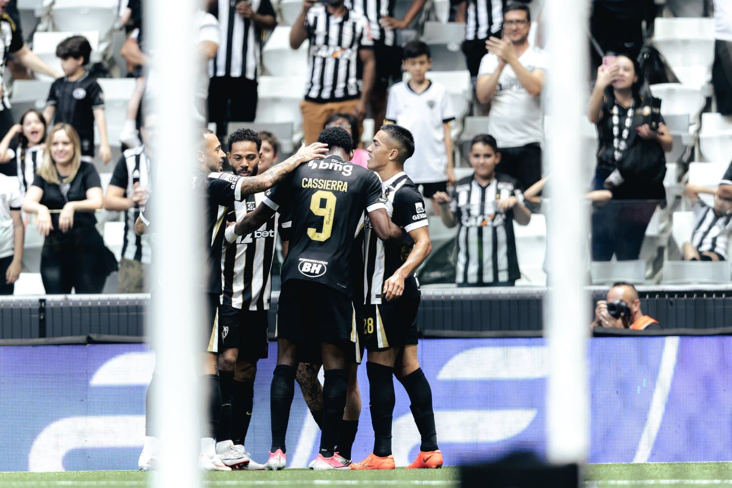 Atlético-MG aplica 3 a 0 sobre o Grêmio, pela 23ª rodada do Brasileirão 2026