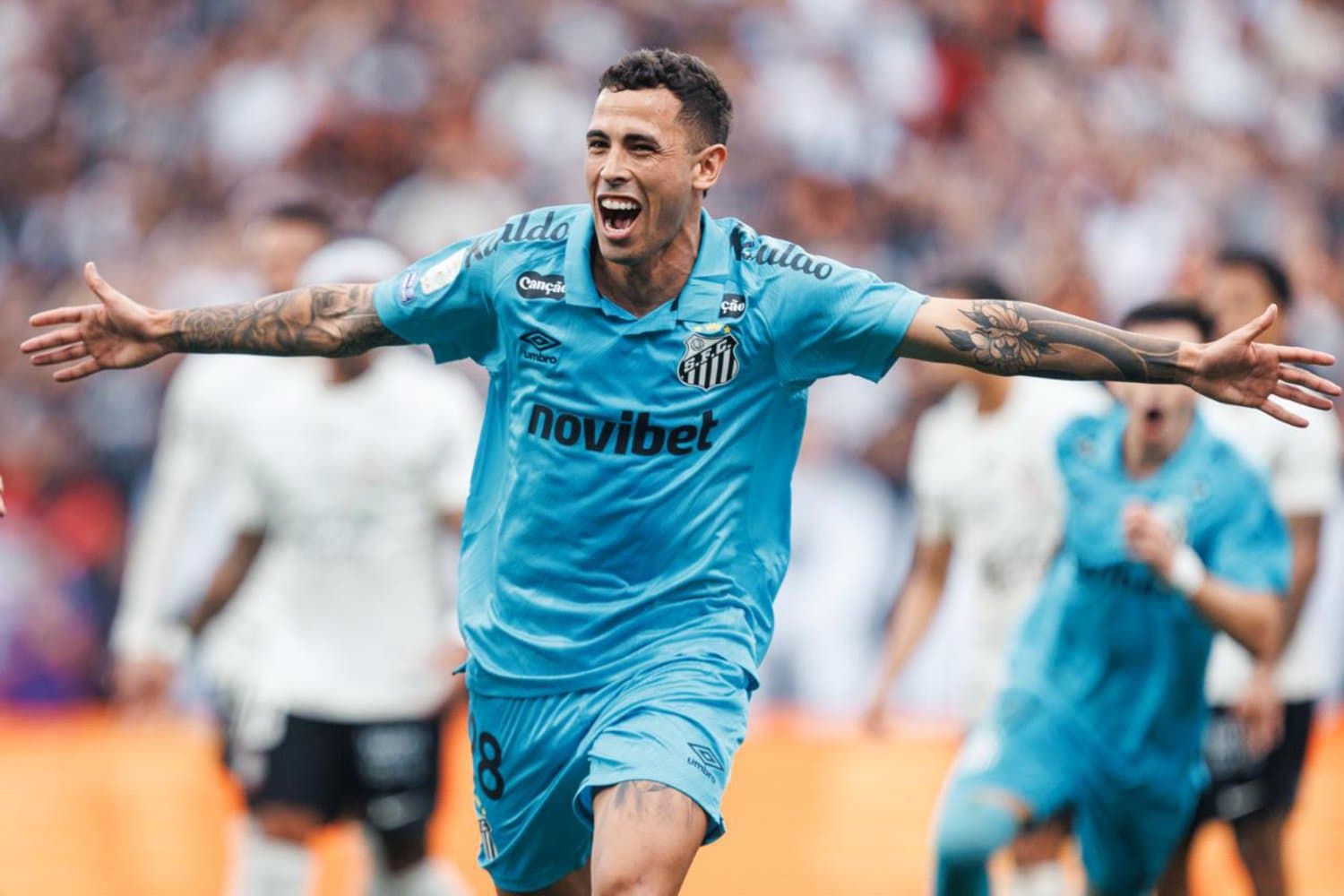 Oliva marcou pelo Santos contra o Corinthians, na Neo Química Arena