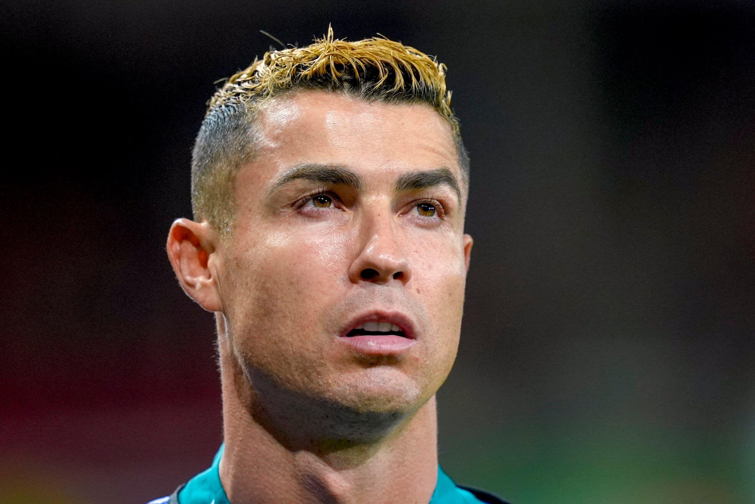 Cristiano Ronaldo deixa a concentração de Portugal - EFE/EPA/LISE ASERUD