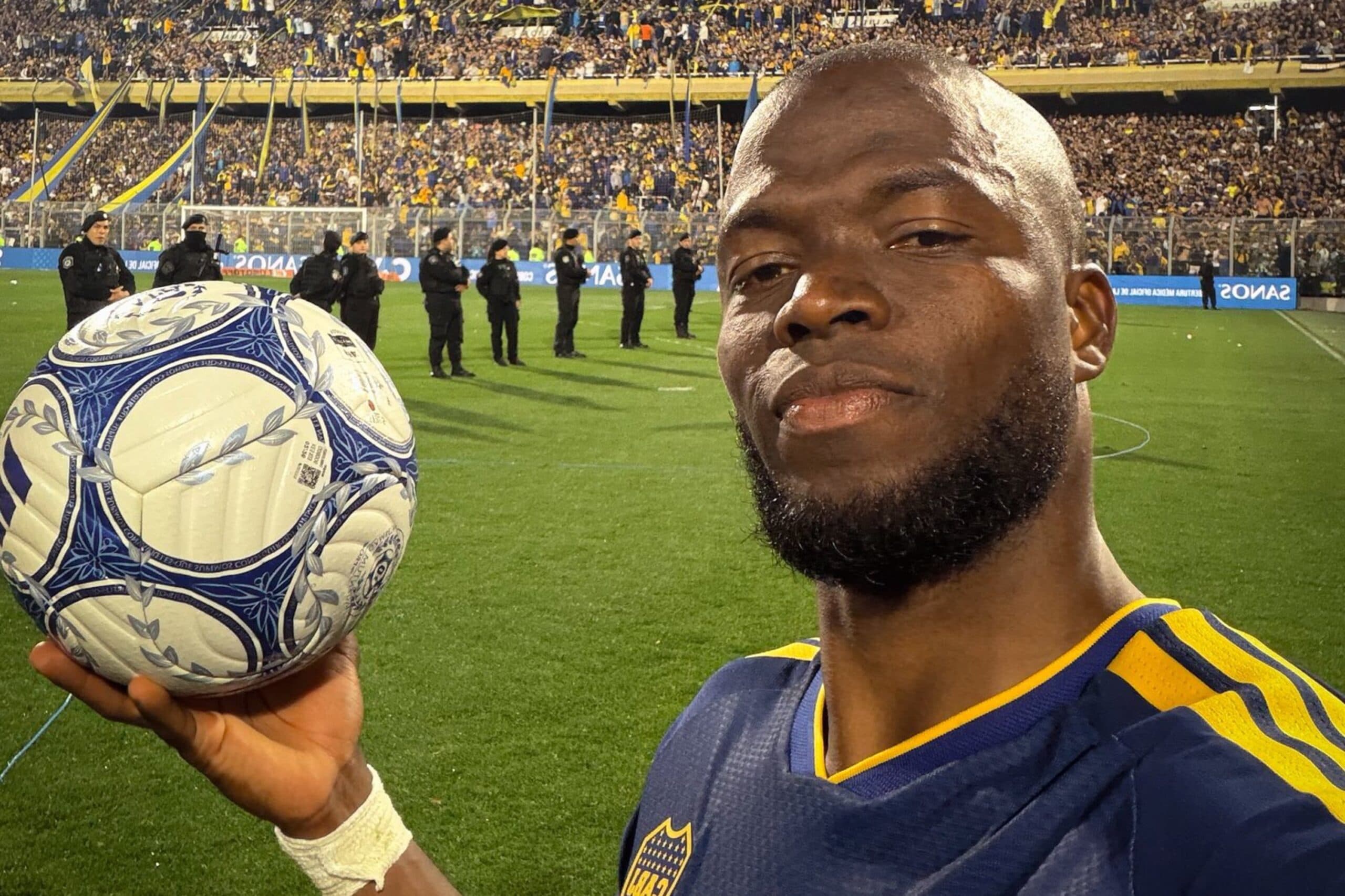 Enner Valencia, ex-Inter, marcou três gols na virada do Boca sobre o Racing