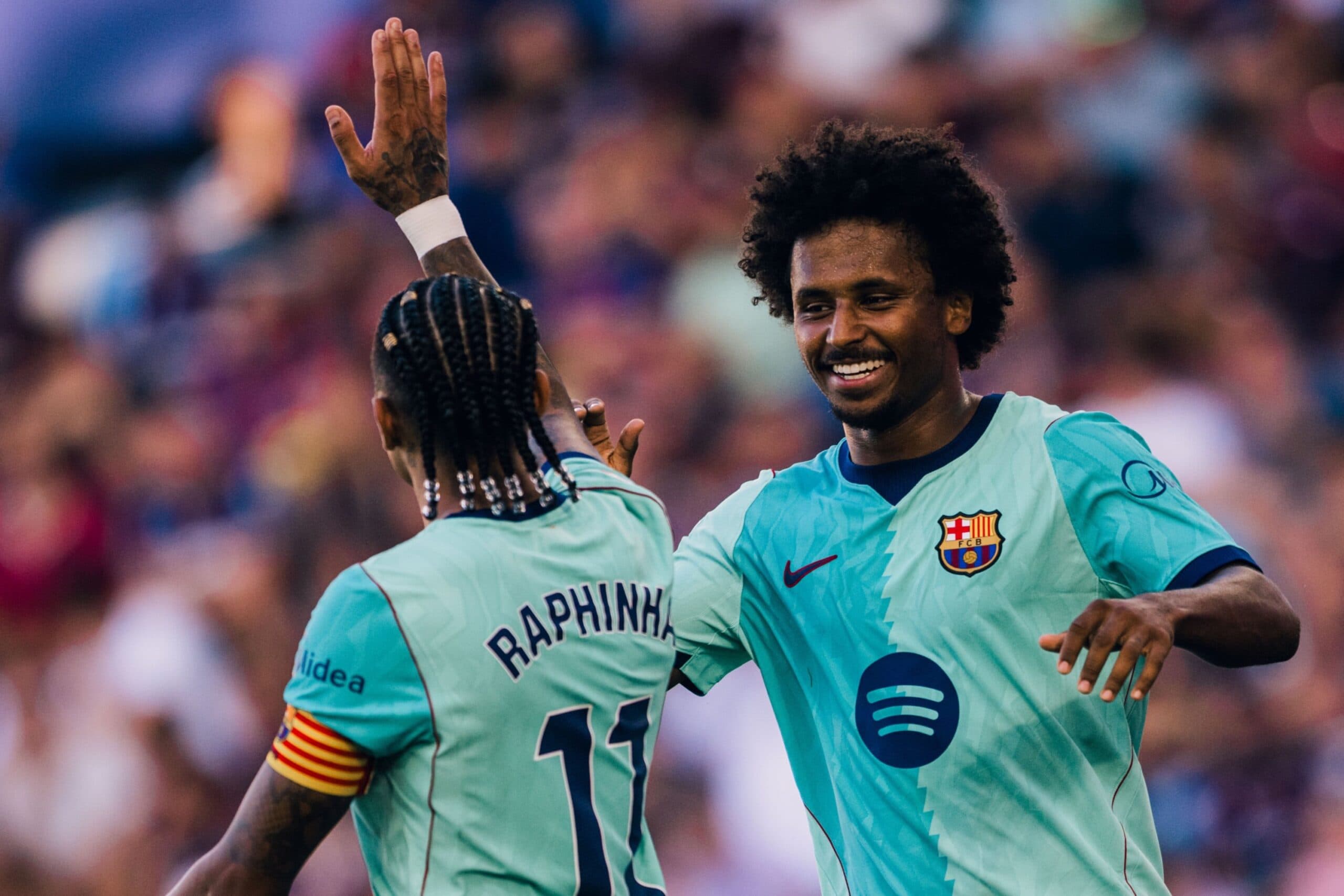 Barcelona segue 100% no Campeonato Espanhol