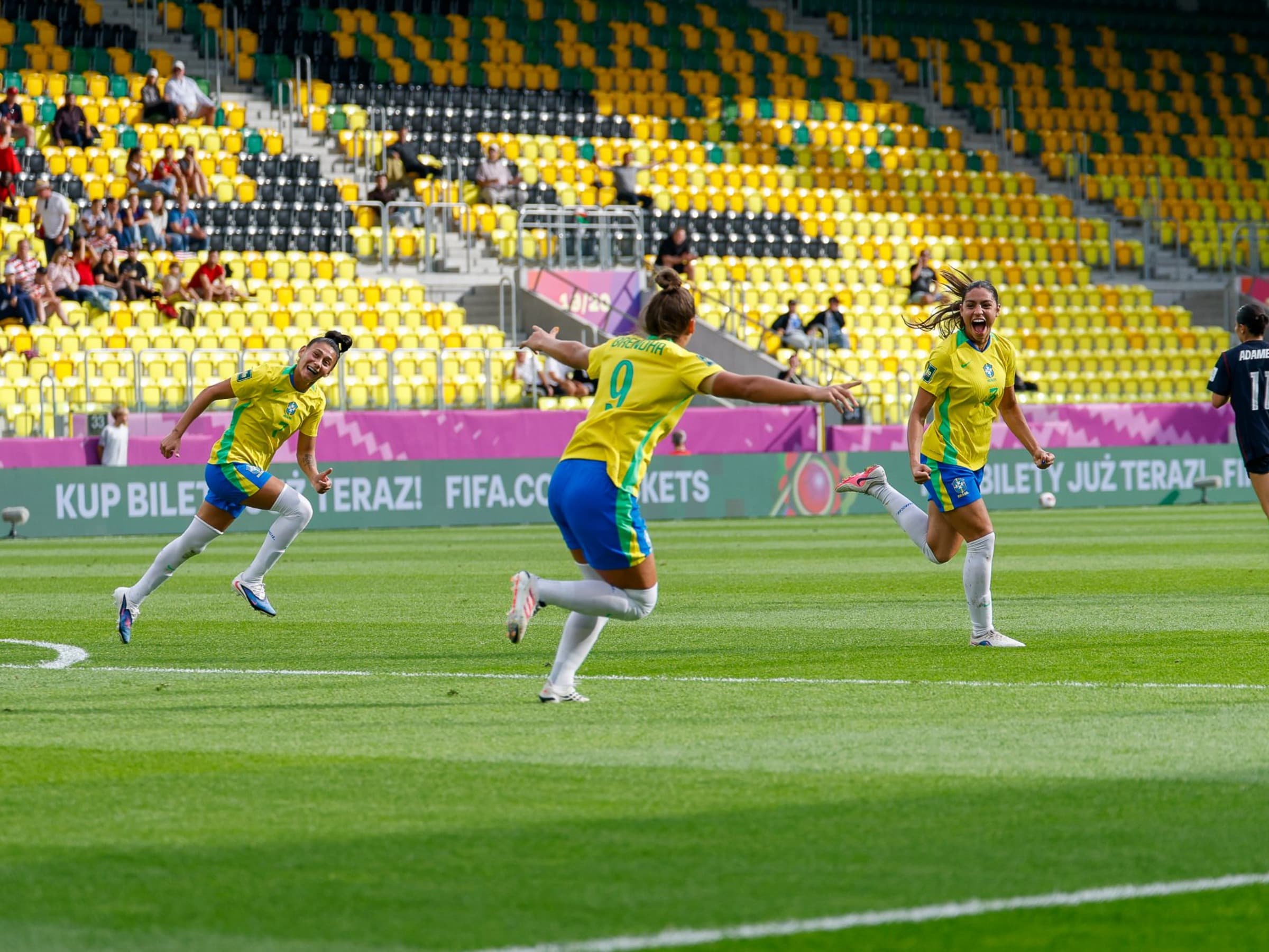 Zagueira Sofia marcou o gol da seleção no duelo - Luciana Vermell/CBF