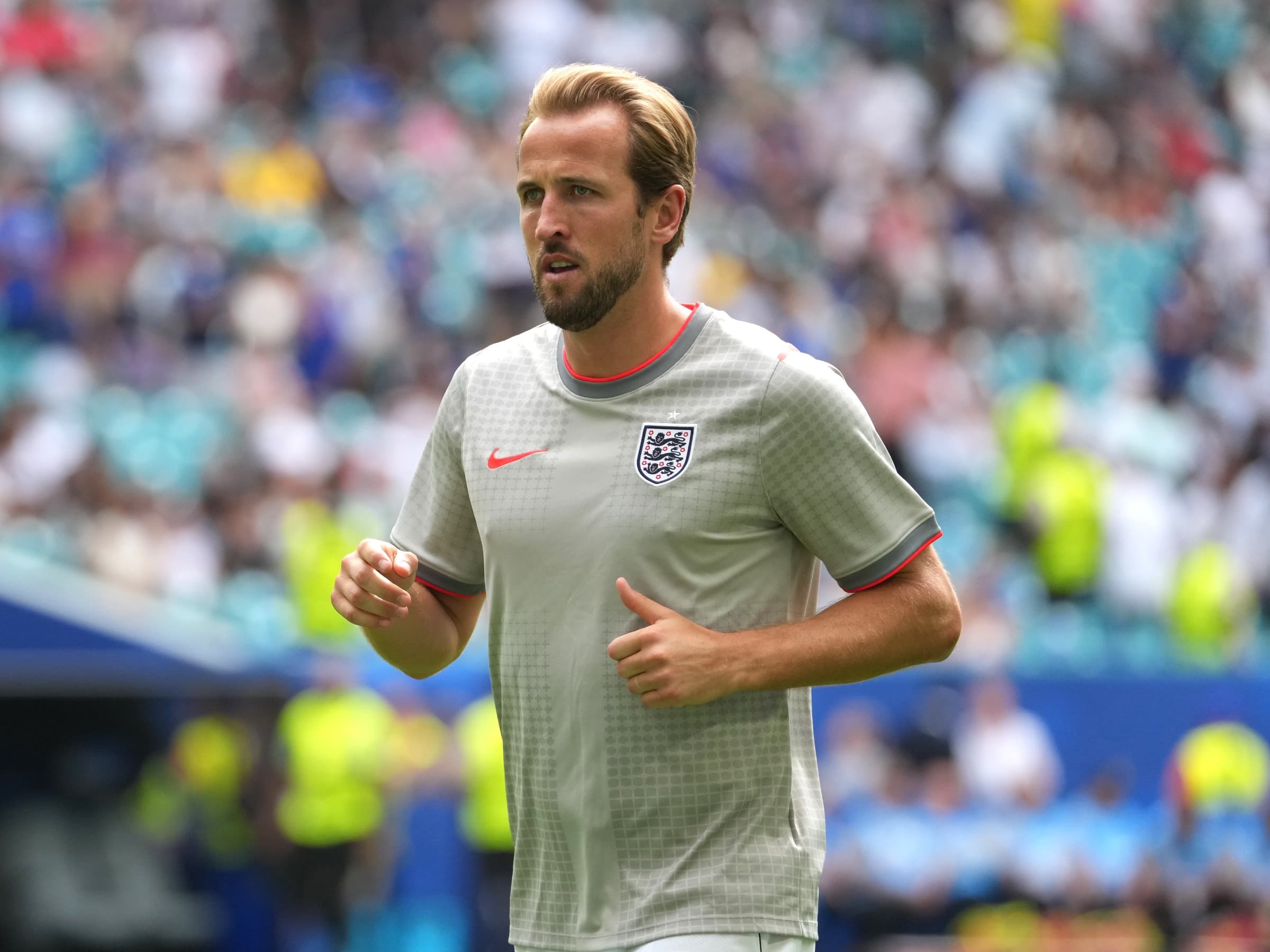 Harry Kane durante aquecimento na Copa do Mundo - EFE/ Alberto Boal