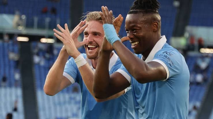 Kenneth Taylor marcou o segundo gol da Lazio - Foto: IMAGO/Antonio Balasco