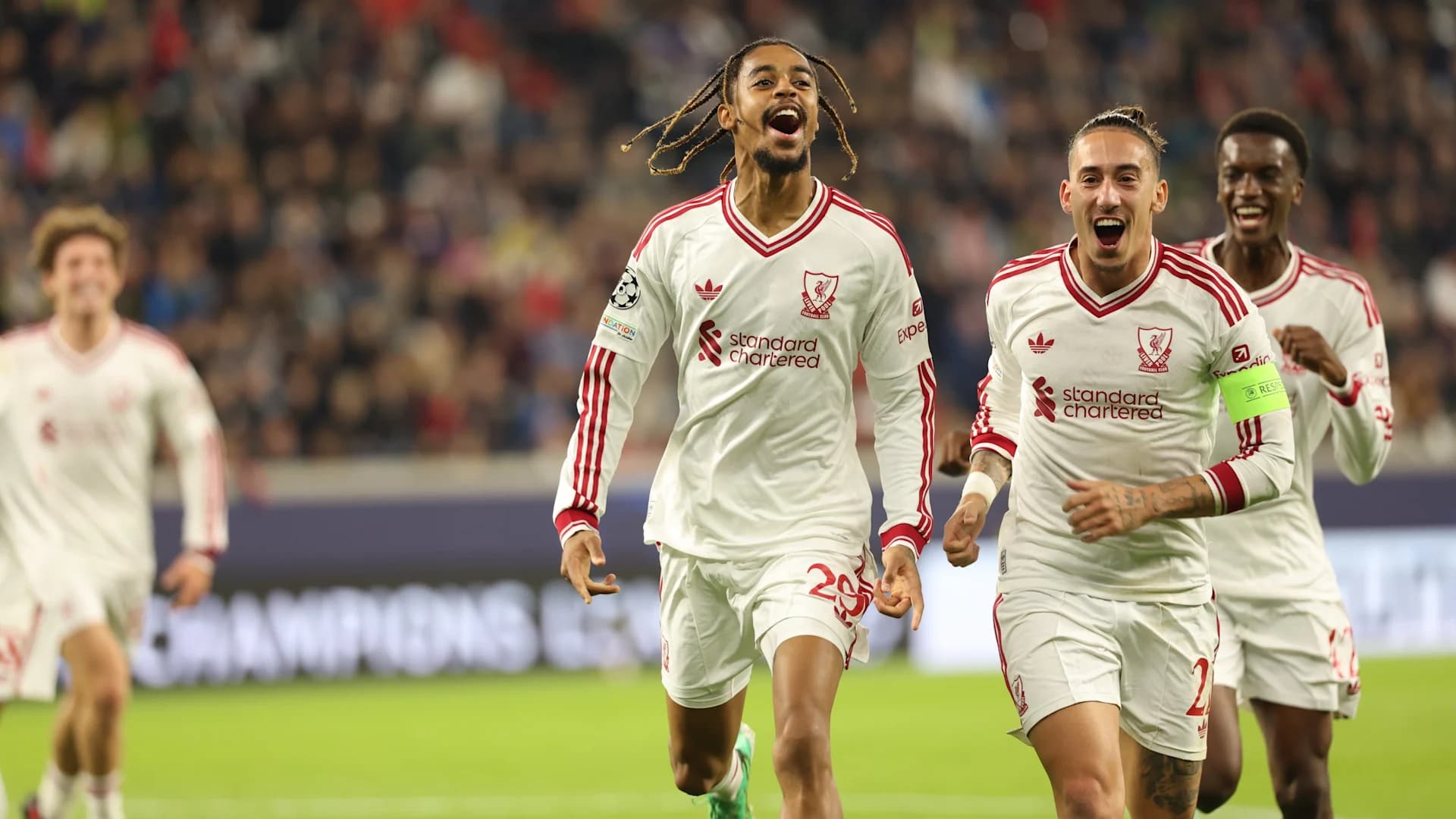 Bradley Barcola marcou três vezes contra o Lask Linz - Foto: Divulgação/Liverpool