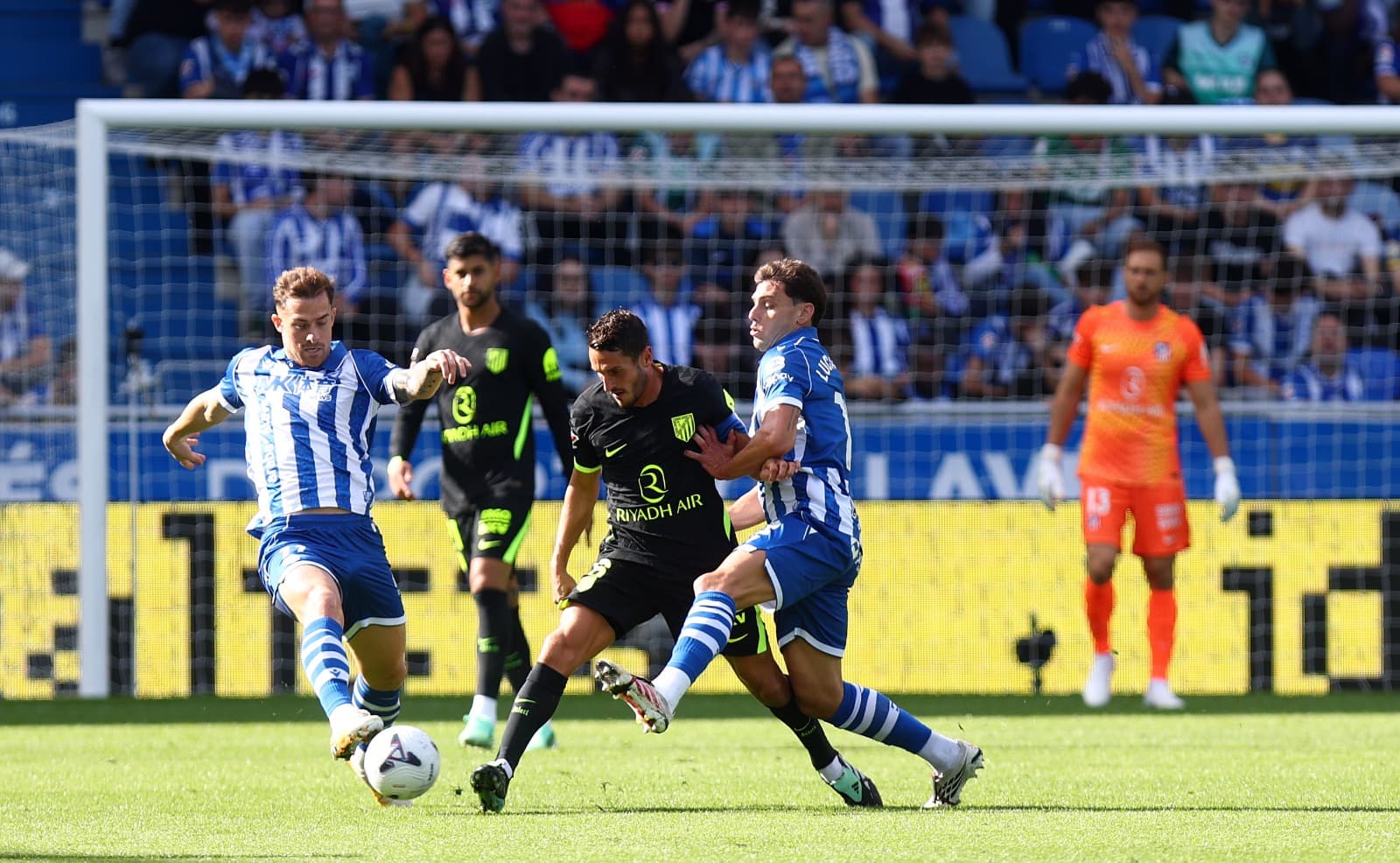 Atlético de Madrid venceu o Alavés pelo Campeonato Espanhol