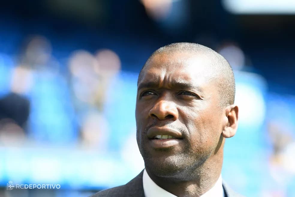 Corinthians anuncia Seedorf como novo técnico até 2027