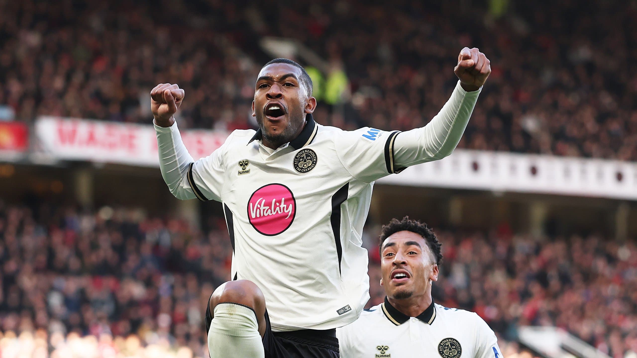 Rayan marcou para o Bournemouth contra o Manchester United