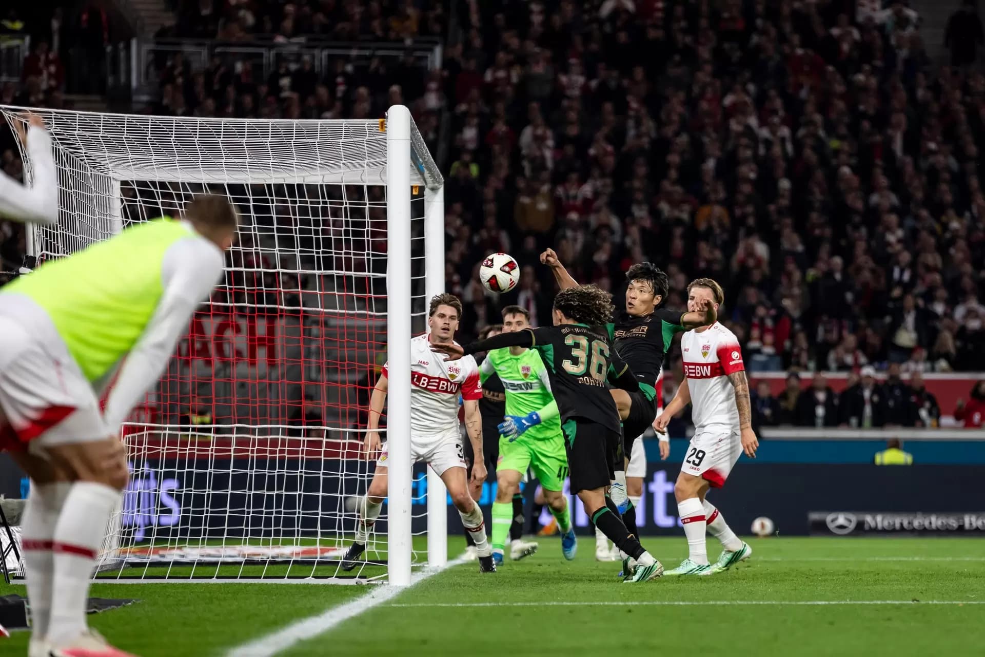 O Mönchengladbach bateu o Stuttgart e venceu a primeira na Bundesliga - Foto: Divulgação/Gladbach