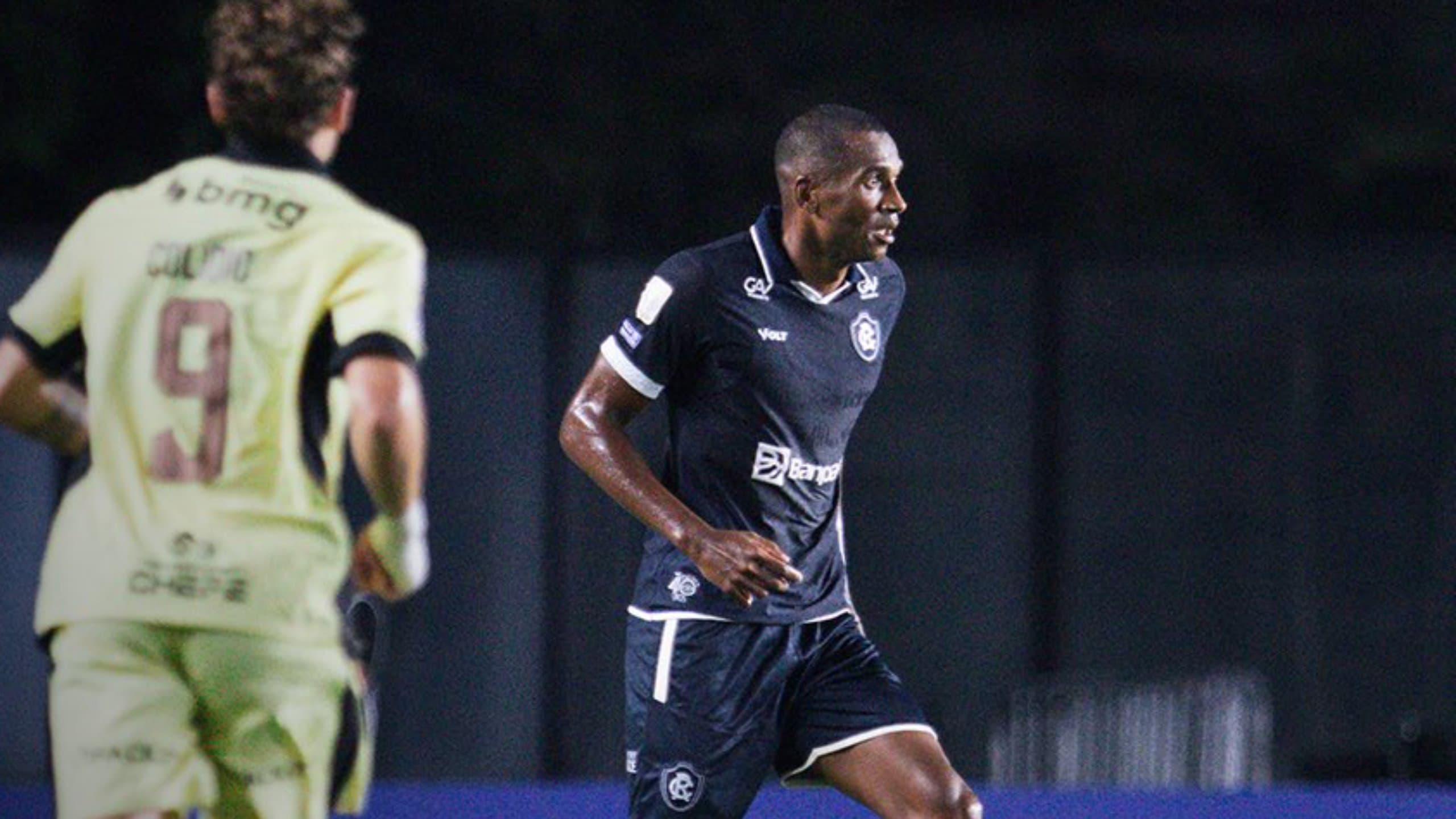 Vasco pressiona, mas para em Marcelo Rangel e empata com o Remo