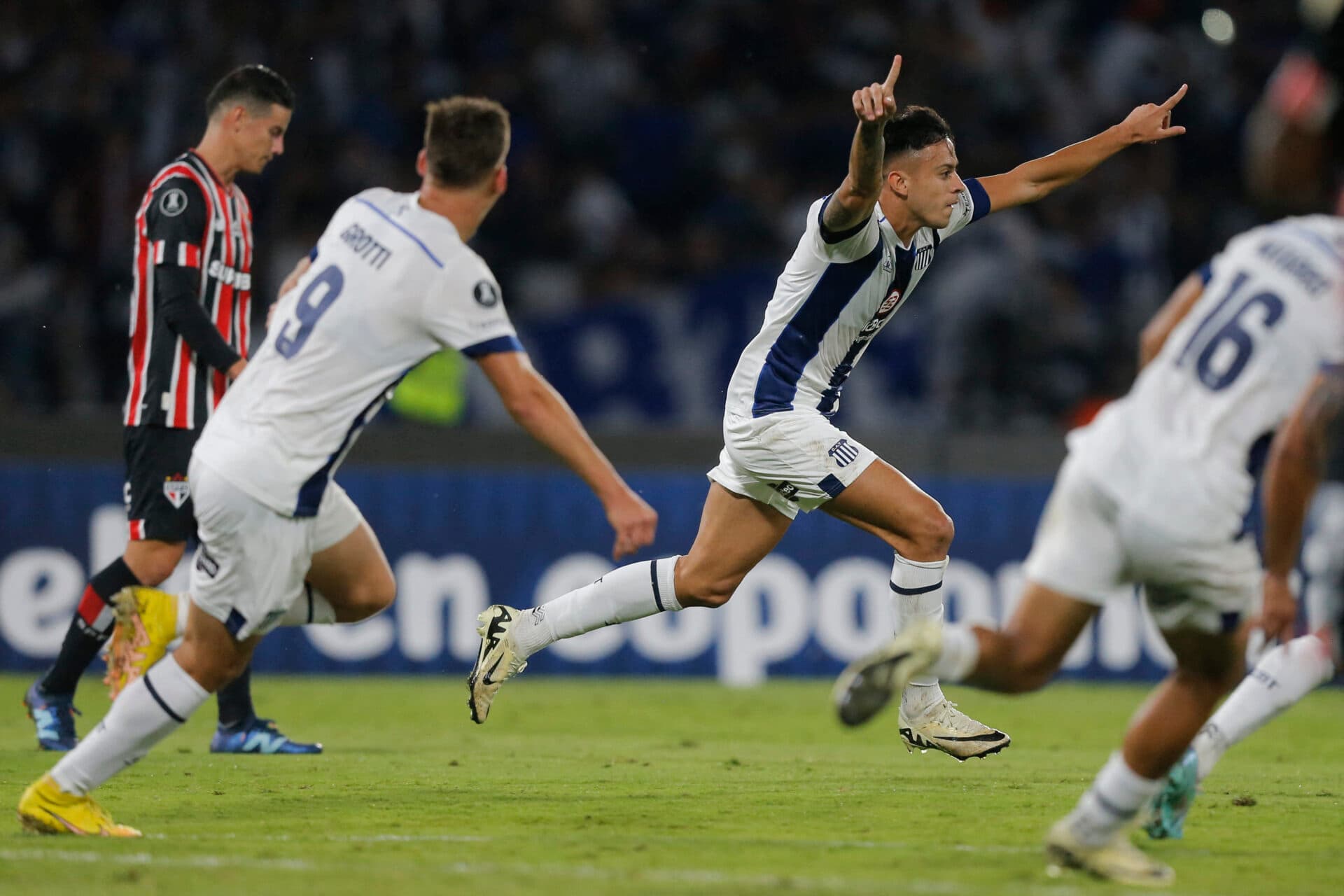 Algoz? São Paulo nunca venceu o Talleres na Argentina