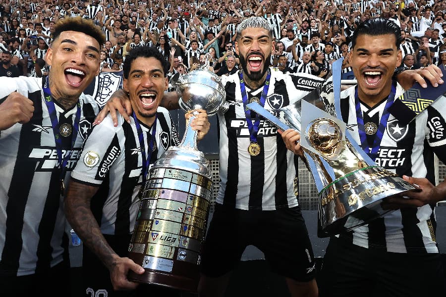 Futebol ao vivo: horários e onde assistir aos jogos de hoje (11/12/2024)